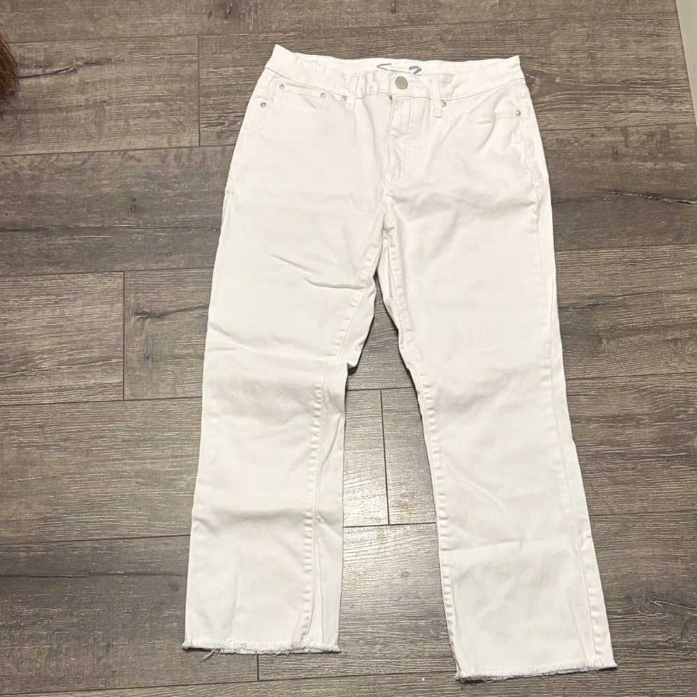 Seven7 Women's Kick Flare Jeans in Bright White